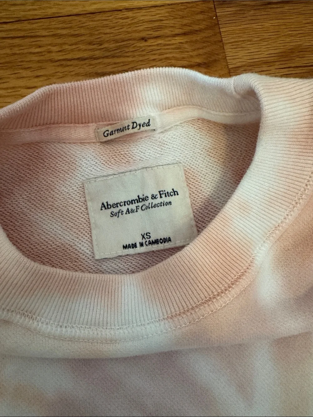 Abercrombie Tie-Dye Sweatshirt & Sunday Shorts Matching Set - Pink and White XS